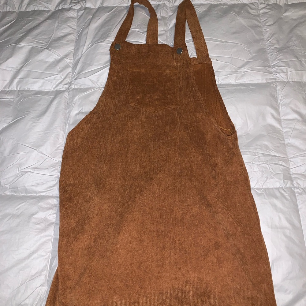 Dress - Picture 5 of 7